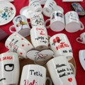 Bazar zanatstva na pijaci Stari Merkator: Za vikend veliki izbor ručno rađenog nakita, unikatne šolje, slike, heklani program…