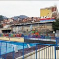 Ruinirani hotel na užičkoj plaži ugrožava bezbednost prolaznika