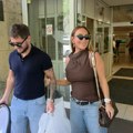 (Видео) "За сина смо изабрали српско и традиционално име" Певач Јоца Стефановић извео супругу и наследника из породилишта…
