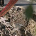 Обрушио се део пута ког градилишта у Младеновцу
