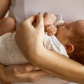 U Ohaju je rođena "najstarija beba na svetu": Vantelesnom oplodnjom usvojen embrion star 30 godina