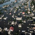 Поплављени градови и села поред Дњепра, за седам особа се трага; Русија: Кијев дигао у ваздух цевовод са амонијаком код…