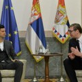 CNN provocirao Vučića pitanjem o Đokoviću i poruci na kameri "Kosovo je Srbija": "Verujem da to uradi iz srca"