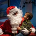 "Hranite li vi to: Dete?" Sergej (8) napisao pismo Deda Mrazu, pa postao hit na društvenim mrežama: Njegov spisak je nasmejao…