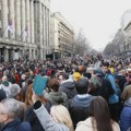 „Nisu se svi građani Srbije primili na rusku propagandu“: Euromaidan press o zastavi sa protesta u Beogradu