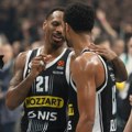 Partizan čestitao Božić tačno u ponoć, a onda se odmah javio i Džejms Naneli!