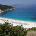 Kefalonija je najzelenije ostrvo u Grčkoj: Ima prelepe plaže, šume, pećine i podzemno jezero