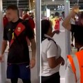Uzeo zlatnu medalju i napravio lom na aerodromu: Obezbeđenju se ovo nije dopalo, odmah su reagovali