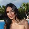 Anastasija Ražnatović u vrelom izdanju za Đurđevdan: U haljini bez brusa privukla sve poglede