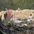 Slučaj preživelog putnika pokrenuo debatu: Koje mesto je najbezbednije u avionu?