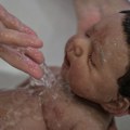 Mnogi se razneže kad vide ove fotografije i snimke, a onda usledi šok: "Lažne" bebe uzburkale svet