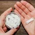 Pomama za kofeinskim vrećicama: Tinejdžerski trend koji je uznemirio stručnjake