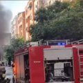 Veliki požar u Beogradu: Vatra guta automobile (foto)
