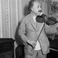 Ajnštajnova prva violina prodata za 1,5 miliona dolara