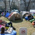 Ćacilend, Vučićeva promašena investicija: Čim ga Šešelj brani, sigurno vodi u propast
