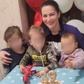 Marija Petronijević pozira sa sinovima i ćerkom: "Deca su ukras sveta" - Glumica sa porodicom živi na selu, a ovo je njen…