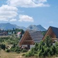 Zanima li vas za koliko se može kupiti plac na Žabljaku? Blizu je centra grada, a pogled puca na Durmitor
