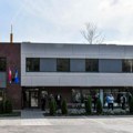 Poboljšavaju se uslovi u kojima rade policijski službenici Gašić, Mirović i Đurić na otvaranju nove zgrade MUP-a u Novom…