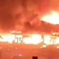 Jaka eksplozija u uzbekistanu: Jezivi prizori - dim kulja u nebo, ljudi panično beže (video)