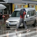 Upaljen žuti meteoalarm: U ovim delovima Srbije danas grmljavina i kiša, a temperature do 28 stepeni: Evo kako će biti za…