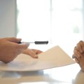 Bura nezadovoljstva korisnika Total TV-a i SBB-a zbog promena: Advokat Slović tvrdi da su penali za raskid ugovora nezakoniti…
