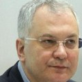 Oglasio se Dragan Šutanovac o Vučićevom prekinutom boravku u Americi