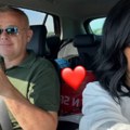 Milena Popović krenula na put sa Igorem Jurićem: Opalila selfi u kolima, oboje u ležernom izdanju i ne skidaju osmeh