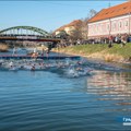 Održano tradicionalno “Plivanje za Časni krst“ – prvi do Časnog krsta doplivao je Ognjen Uzelac