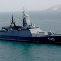 Iran tvrdi da je sa dve rakete pogodio američki ratni brod