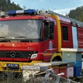 Vatrogasci lokalizovali požar u Vidovi: Plamen pretio kućama i odmaralištu