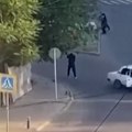 Ubijeno više od 15 policajaca i nekoliko civila u terorističkom napadu na jugu Rusije (video)