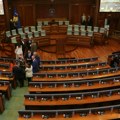 Neuspešan 26.: Pokušaj Opet propalo formiranje prištinske skupštine