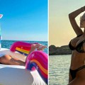 Sa jahte na dušek: Maja Marinković u svim pozama na letovanju - pozira k'o da sutra ne postoji, grudi i zadnjica u prvom planu…
