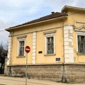 Legat za gimnazijalce ili plen za investitore: Bitka za zaštićenu kuću u centru Vranja