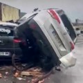 Jako nevreme napravilo haos: Budite na oprezu, ukoliko putujete u ovu zemlju (video)