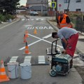 OBNAVLJA SE saobraćajna signalizacija u zonama kragujevačkih škola (FOTO)