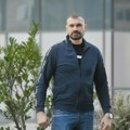 „Živeli smo u vešernici“: Naš pevač otkrio detalje iz detinjstva i razvoda roditelja – „Nisam znao za bolje"