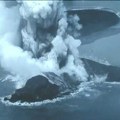 Japan objavio snimak erupcije vulkana na ostrvu Ivo Džima u Tihom okeanu