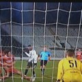 UŽIVO - Sudija nije video penal za Partizan, minut kasnije zvali su ga iz VAR sobe...