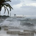 Kit primićen u Jardanskom moru: Nadležni uputili apel turistima i meštanima da mu ne prilaze