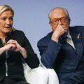 Marin Le Pen kaže neće nikad sebi oprostiti isključivanje oca iz partije Nacionalni front