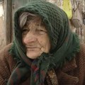 Baka Mara nasledila bogatstvo, a umrla u kući od blata: Komšije kupovale limuzine, ona ostala bez dinara