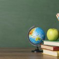 Konkurs i Informator za upis u srednje škole od danas u prodaji