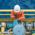 Трагедија, има мртвих Преврнуо се брод за вађење нафте