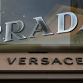 "Prada" ponovo u Rusiji! Posle prekida poslovanja zbog rata u Ukrajini, italijanski brend vraća ove proizvode