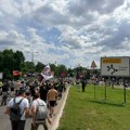 Kragujevčani i kolona iz Zapadne Srbije stigli u Beograd