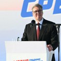 Vučić na skupu "Srbija jedna porodica": Ljudi su nam najvažniji, ujedinjeni šaljemo najvažnije poruke za budućnost