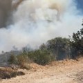 Veliki požar na Hvaru, u gašenje se uključili i kanaderi