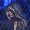 Ubiće Melaniju Tramp? VIDEO