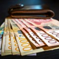 Sutra sednica SES-a o minimalcu: Sindikati traže 650 evra, država ponudila 600 evra